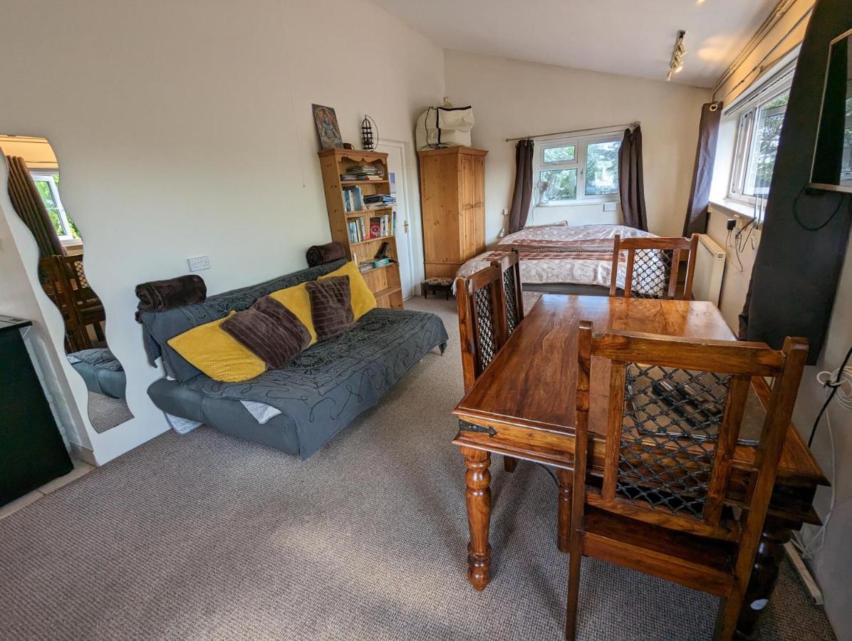 Bristol Self-Catering Studio+Kitchen+Parking Экстерьер фото